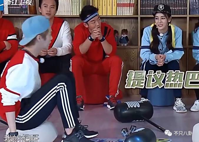搞笑的情侣游戏id_cp游戏情侣名搞笑_搞笑的cp情侣游戏名字